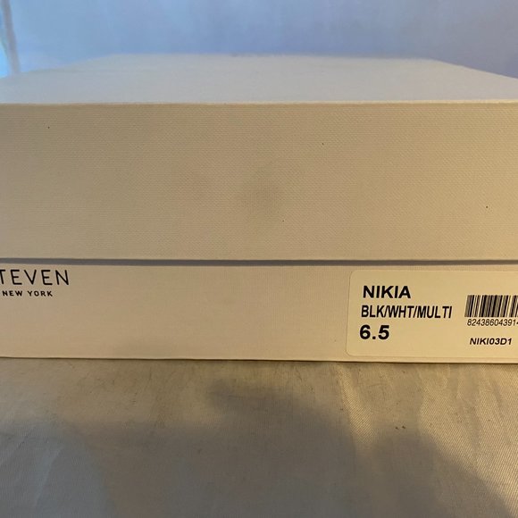 STEVE MADDEN Nikia Bootie Ankle Boot Black/White/Grey Women Size 6.5 NIB - Picture 8 of 8